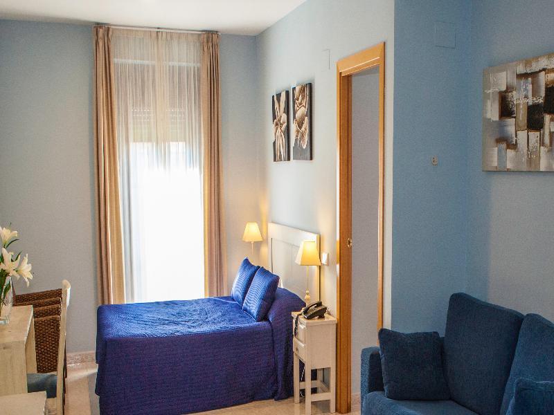 Alexandra Aparthotel Benstarhotelgroup Tarragona Bagian luar foto