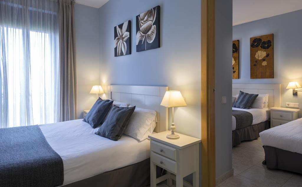 Alexandra Aparthotel Benstarhotelgroup Tarragona Ruang foto