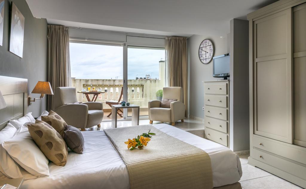 Alexandra Aparthotel Benstarhotelgroup Tarragona Ruang foto