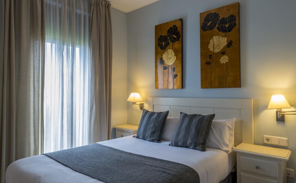 Alexandra Aparthotel Benstarhotelgroup Tarragona Ruang foto