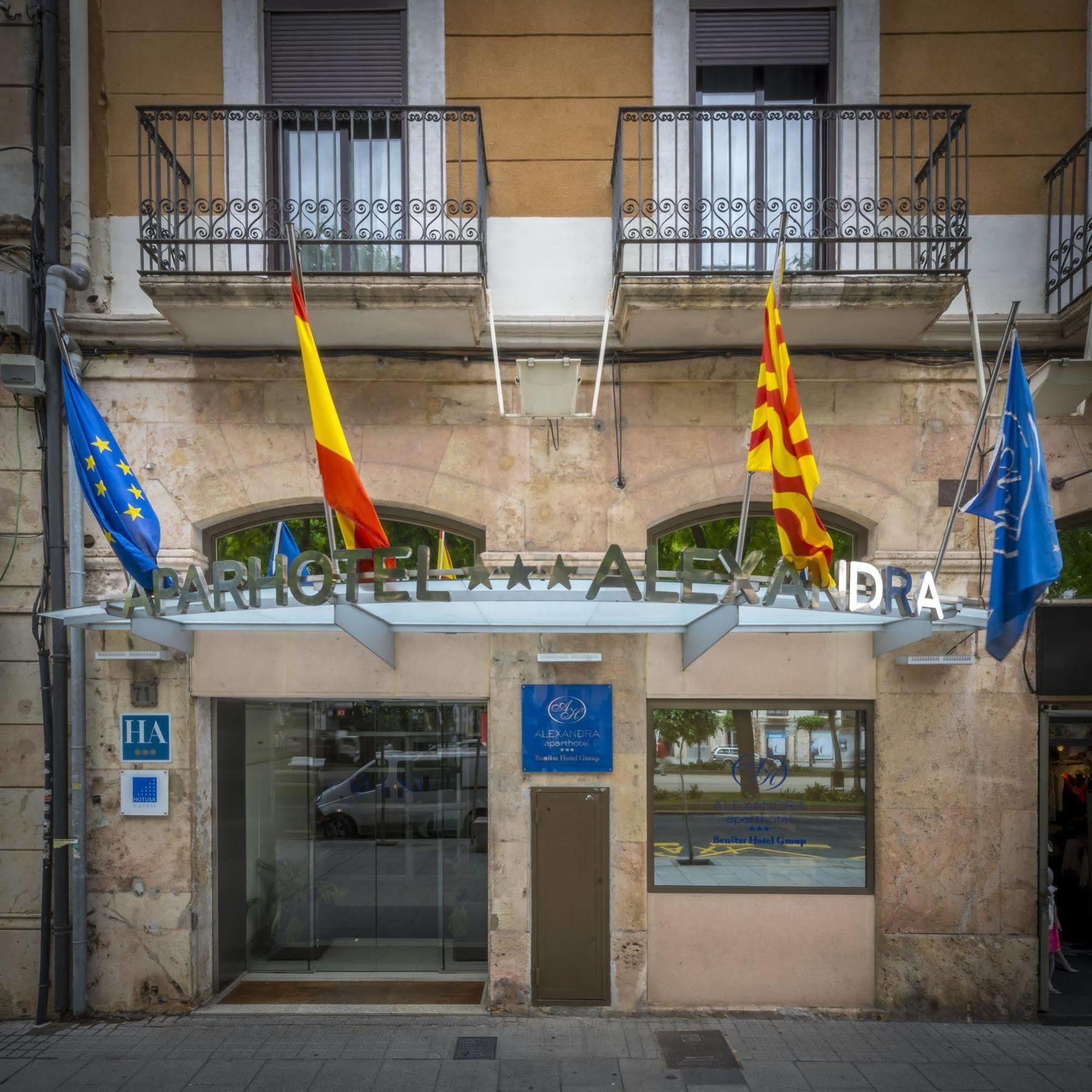 Alexandra Aparthotel Benstarhotelgroup Tarragona Bagian luar foto