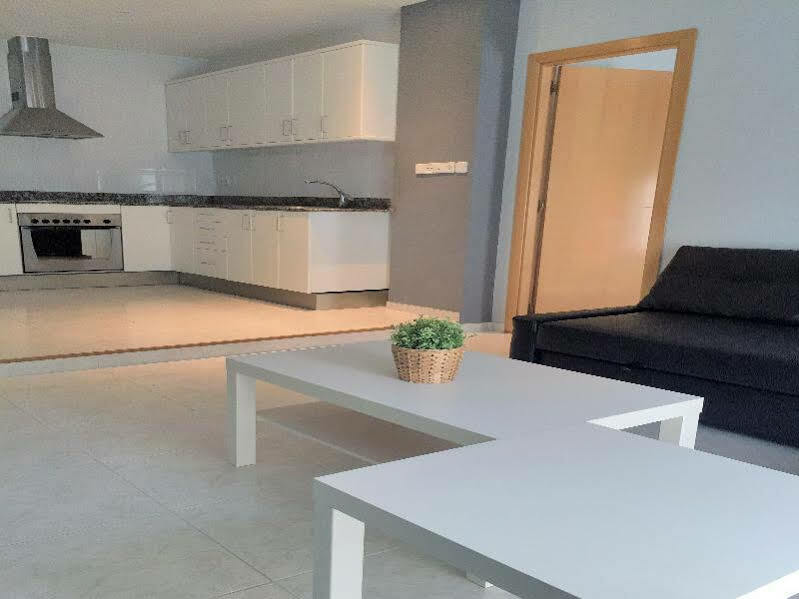 Alexandra Aparthotel Benstarhotelgroup Tarragona Bagian luar foto