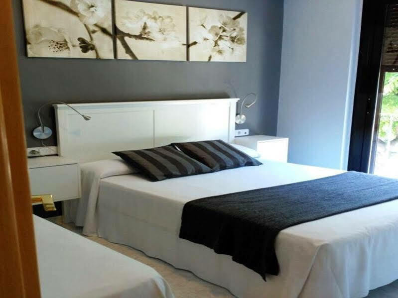 Alexandra Aparthotel Benstarhotelgroup Tarragona Bagian luar foto